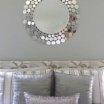 idea-de-decoracion-en-recamara-tonos-grises-y-detalles-plata