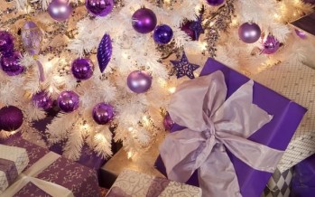 Ideas para Decoracion de Navidad Plata con Morado