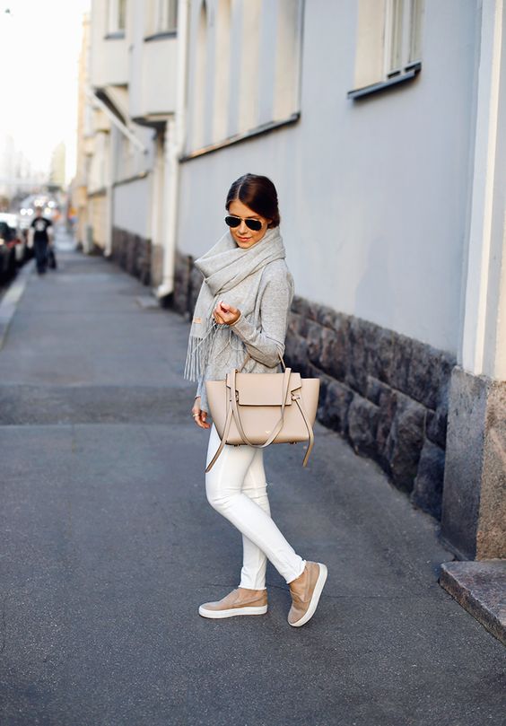 Outfits casuales color blanco
