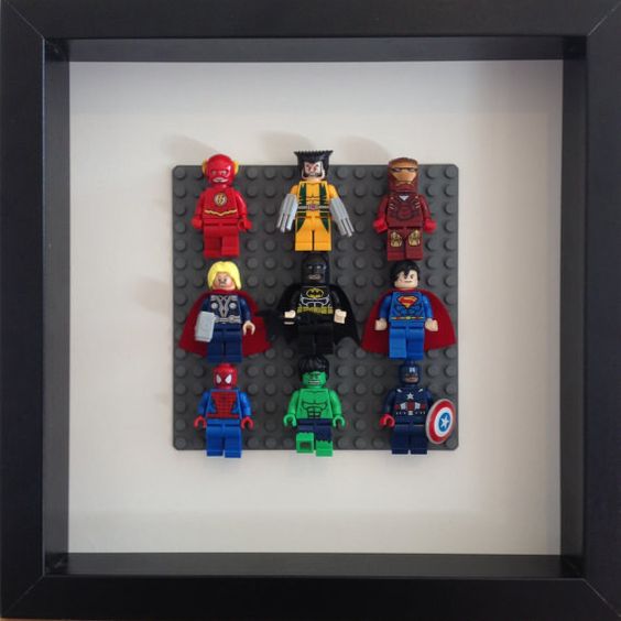 Habitación infantil decorada con tema super héroes
