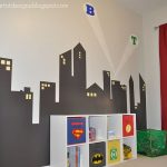 Habitación infantil decorada con tema super héroes