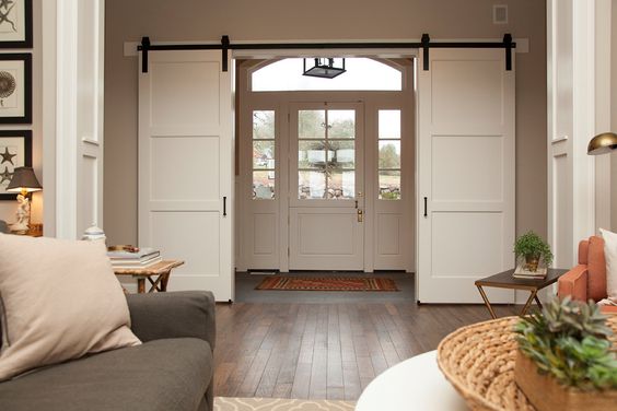 Diseños de puertas estilo granero para interiores ¡Una propuesta que amarás!