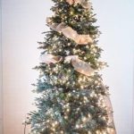 Formas de decorar tu arbol de navidad con liston (16)