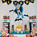 mesa de dulces para fiesta de batman (5)