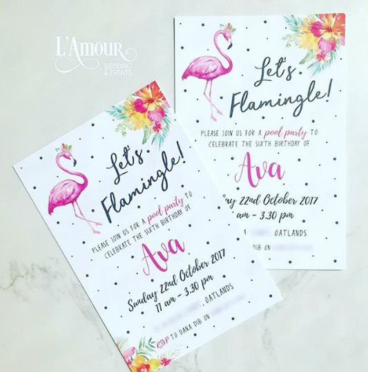 Invitaciones de flamingos