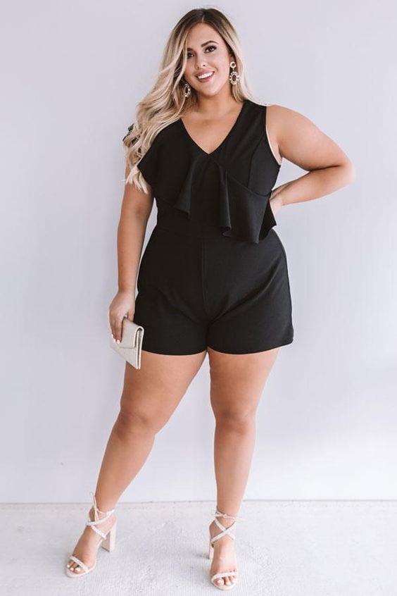 Outfits con romper para mujeres maduras plus size