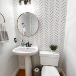 Diseños de papel tapiz para baños modernos