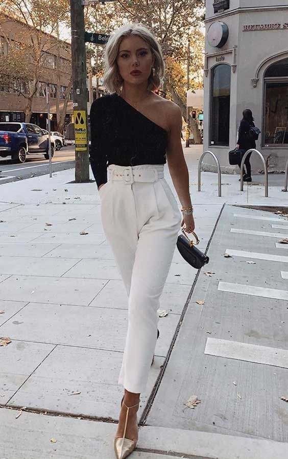 Outfits con pantalones troussers blancos