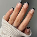 Las clásicas uñas negras