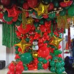 Ideas modernas para decorar con globos en navidad