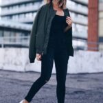 Outfits con bomber jackets