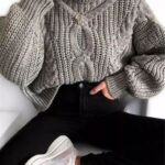 Suéteres en colores neutrales