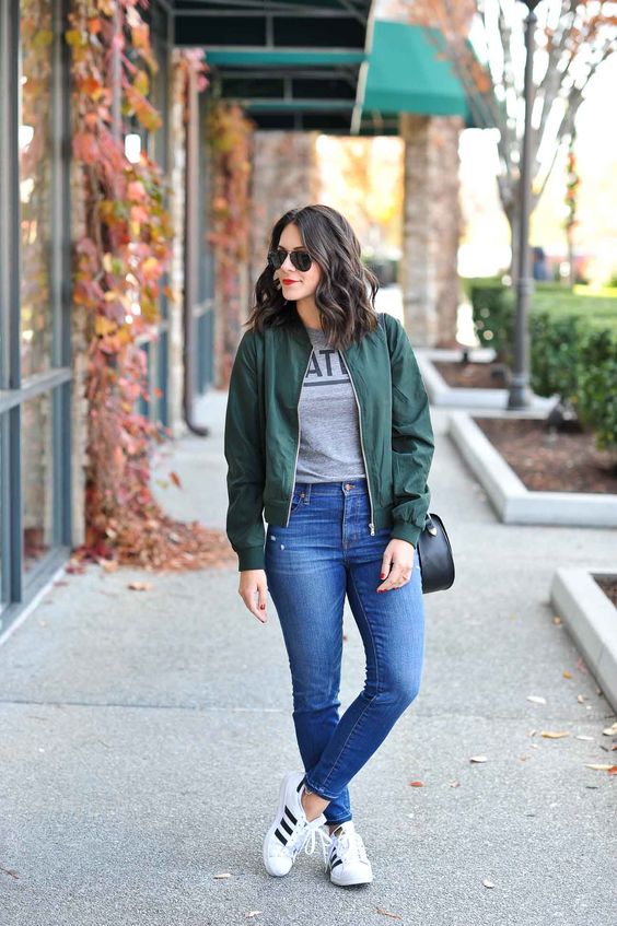 Bomber jacket con jeans