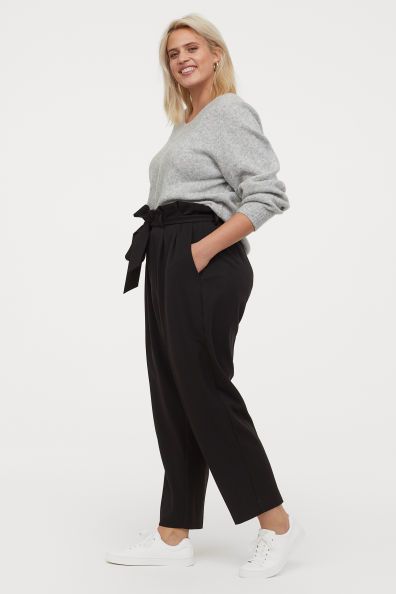 Pantalones paperbag en color negro