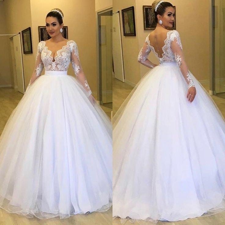 Vestido de novia elegante estilo princesa