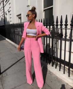 Conjuntos de moda en color rosa