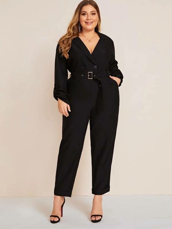 Outfits formales con jumpsuits para chicas plus size